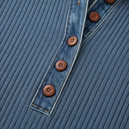 Layerelle – Casual Top z dzianiny z prążkiem i denimu