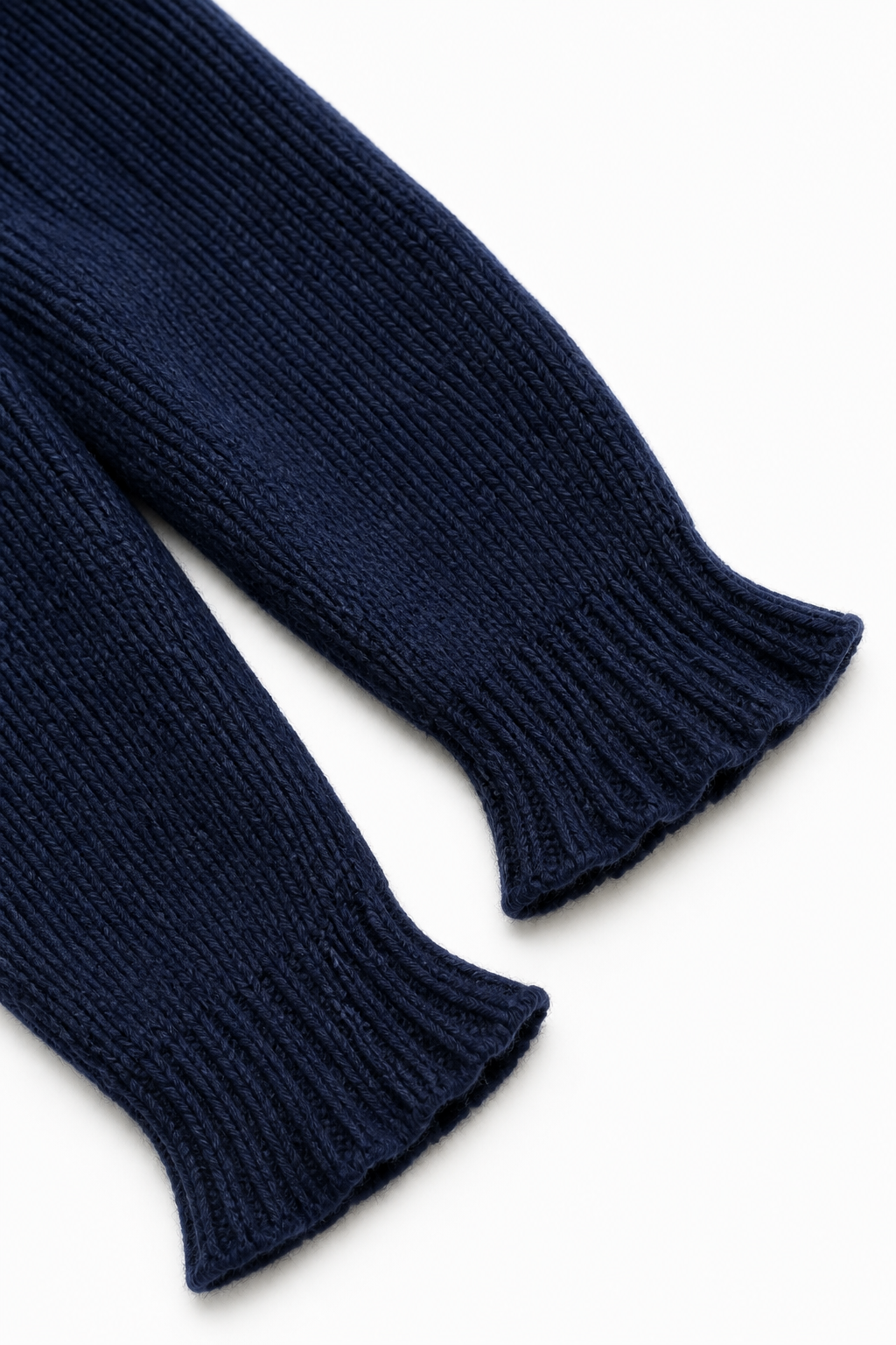 Wearbella – Sweter z dekoltem w serek z prążkowanej dzianiny